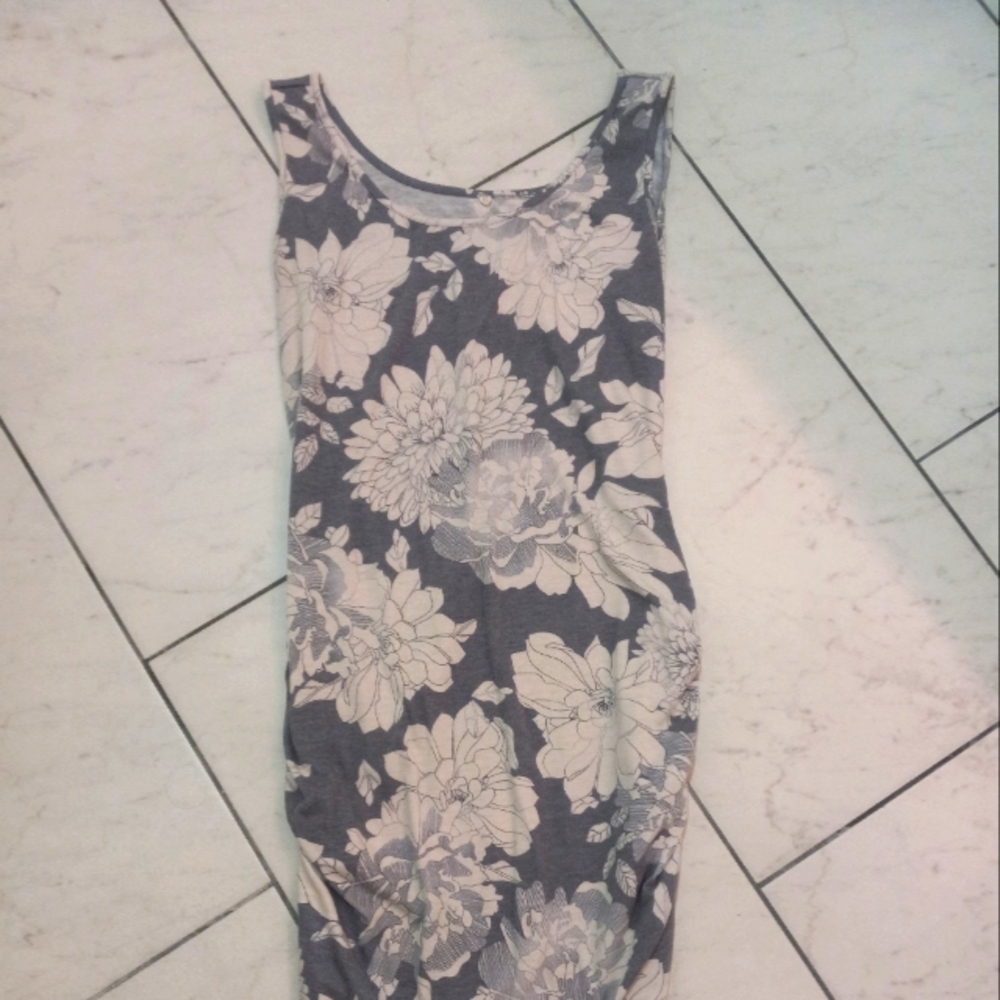 Maternity dress